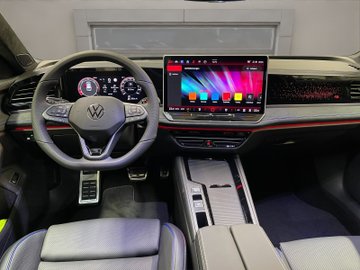 Passat Variant 2.0 TDI 4Motion R-Line DCC Pano – Bild 16