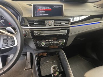 X1 sDrive 20i  Sport Line AHK AUT Kam. Navi LED – Bild 14