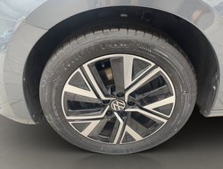 Touran 2.0 TDI BMT Comfortline IQLight ACC AHK