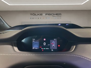 Elroq 85 Sportline ACC Navi 360 Matrix eHeck – Bild 12