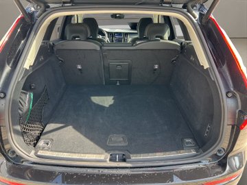 XC60 B5 AWD Ultra Dark ACC AHK AUT Kam. Navi – Bild 17