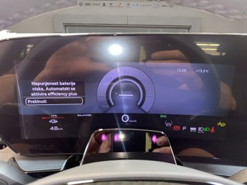 Q6 e-tron performance W S-Line business Pano ACC – Bild 12