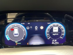 Golf VIII Variant 1.5 eTSI  85 kW Life ACC AHK