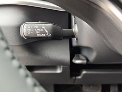 Karoq 1.5 TSI DSG Balance ACC AHK Navi eHeck