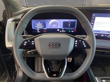Q4 quattro  e-tron W Pano AHK AUT Navi Pano HUD – Bild 11
