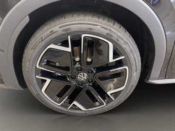 T-Roc R-Line 1.5 l eTSI OPF DSG R-Line IQLight – Bild 7