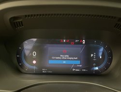 XC60 B5 (E6e) Ultra Dark ACC AHK AUT Kam. Navi