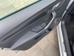 Karoq 1.5 TSI ACT Sportline DCC ACC AUT Navi LED