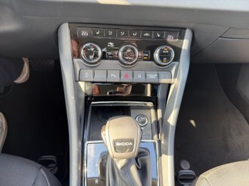 Karoq 2.0 TDI Balance ACC AHK Navi LED eHeck – Bild 12