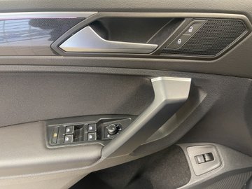 Tiguan 2.0 TSI BMT 4Motion Elegance IQLight ACC – Bild 9