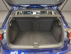 Golf VIII 1.5 eTSI Life ACC AUT Navi Pano LED LM