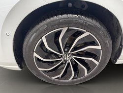 Golf VIII 1.5 eTSI Move ACC AUT Virtual DynLicht