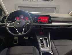 Golf VIII 2.0 TDI Active IQLight ACC AHK AUT HUD