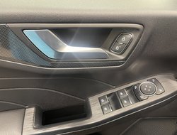 Kuga 2.5 Duratec PHEV ST-Line X ACC AUT Kam. HUD