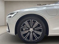 V60 Kombi T6 Twin Engine PHEV Plus Dark Recharge