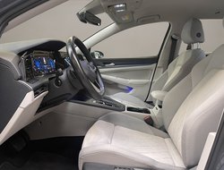 Golf VIII Variant 1.5 eTSI Style ACC AUT Kam. LM