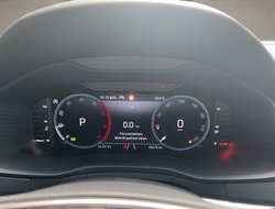 Karoq 2.0 TDI Tour ACC AUT Kam. Navi Virtual LED