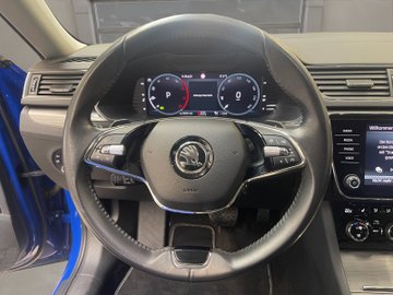 Superb Combi 2.0 TDI Style ACC AHK AUT Kam. Navi – Bild 11