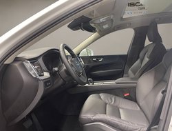 XC60 T6 Twin Engine PHEV Core Recharge ACC AHK