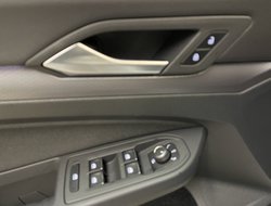 Golf VIII 1.5 eTSI Active ACC AUT Navi Virtual