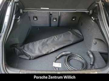 Taycan Sport Turismo Hinterachslenkung Panorama – Bild 21