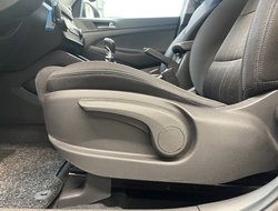 Tucson 1.6 blue Classic Navi LED LM