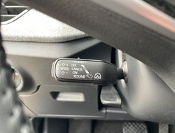 Kamiq 1.0 TSI DSG ACC AHK AUTO Virtual LED