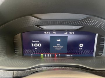 Karoq 2.0 TDI 4x4 Sportline DCC ACC AHK AUT Kam. – Bild 12