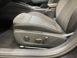 Octavia Combi 2.0 TDI Style ACC AHK AUT Kam. HUD