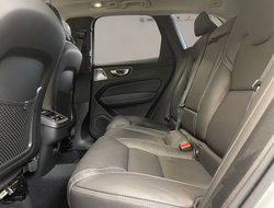 XC60 B5 (E6e) Ultra Dark ACC AHK AUT Kam. Leder