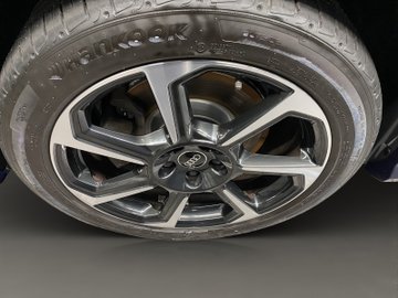 Q3 40 2.0 TDI quattro S-Line S-line AUT Navi LED – Bild 7