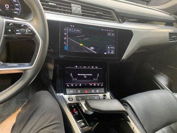 Q8 e-tron Sportback  55 quattro S-Line Pano AUT – Bild 14