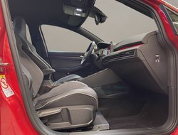 Golf VIII 1.5 eTSI R-Line R-Line ACC AUT Kam. LM