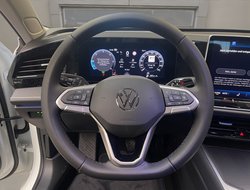 Passat Business 2.0 l TDI DSG DCC ACC AHK AUT LM