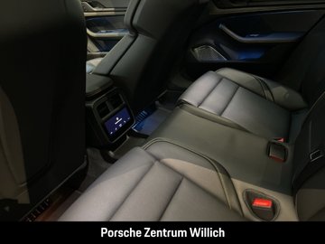 Taycan Turbo S Sport Turismo Burmester InnoDrive – Bild 21