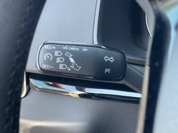 Karoq 1.5 TSI ACT Style Navi el.Heck KeyLess LED – Bild 9