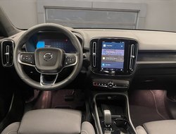 XC40 P8 Core Recharge Pure Electric AHK AUT Kam.