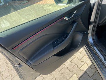 Kamiq 1.0 TSI DSG Monte Carlo Pano Navi AHK Kamer – Bild 8