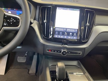XC60 T6 Ultimate Bright AWD AHK Winter 360 – Bild 14