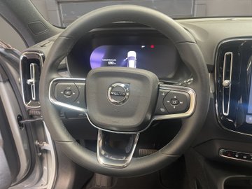 XC40 B3 Core AUT Kam. Navi Virtual el.Heck LED – Bild 11