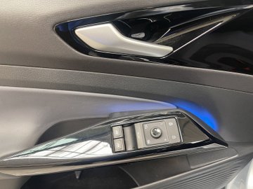 ID.4 Pro Performance W ACC AUT Navi KlimaA. LED – Bild 9
