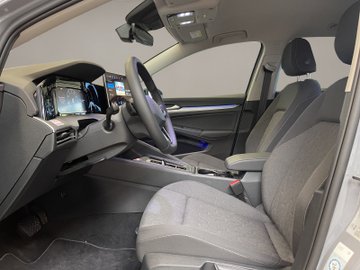 Golf VIII Variant 1.5 eTSI  W Life ACC AHK AUT – Bild 8
