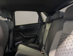 Polo VI 1.0 TSI R-Line R-Line IQLight ACC AUT LM