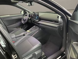 T-Roc R-Line 1.5 l eTSI OPF DSG R-Line IQLight