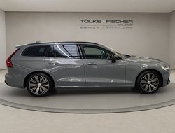 V60 Kombi T8 Twin Engine PHEV Ultimate Dark