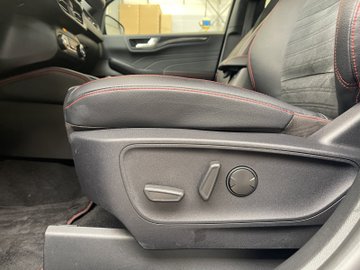 Kuga 2.5 Duratec PHEV ST-Line X ACC|AUT|Kam.|HUD – Bild 10