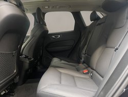 XC60 B5 (E6e) Ultra Dark ACC AHK AUT Kam. Navi