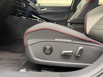 Golf VIII 2.0 TSI W GTI DCC IQLight ACC AUT Kam. – Bild 11