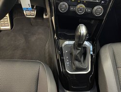 T-Roc 1.5 TSI Sport ACC AUT Kam. Navi Sportp. LM