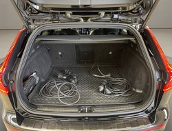 V60 T6 Twin Engine (E6d) R Design Recharge